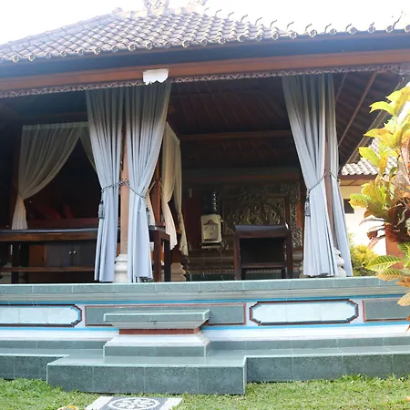 Kusnadi Hotel