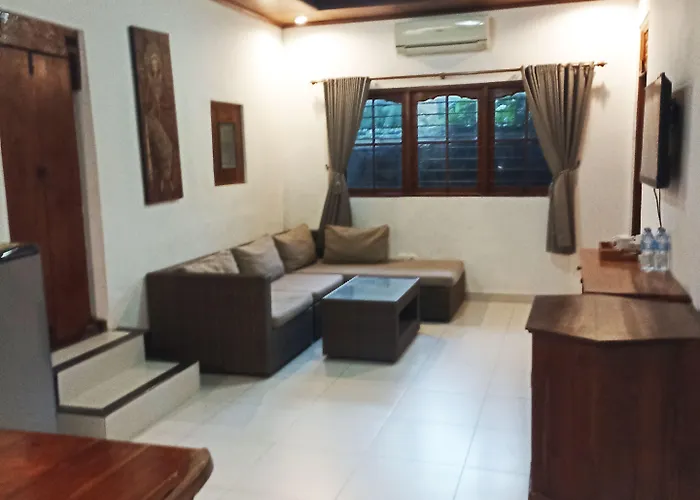Kusnadi 3* Legian
