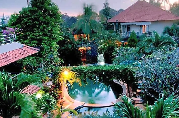 Kusnadi Hotel 3*