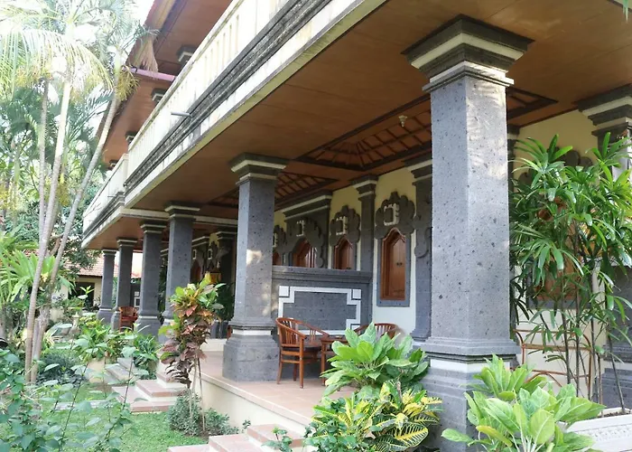 Kusnadi 3* Legian
